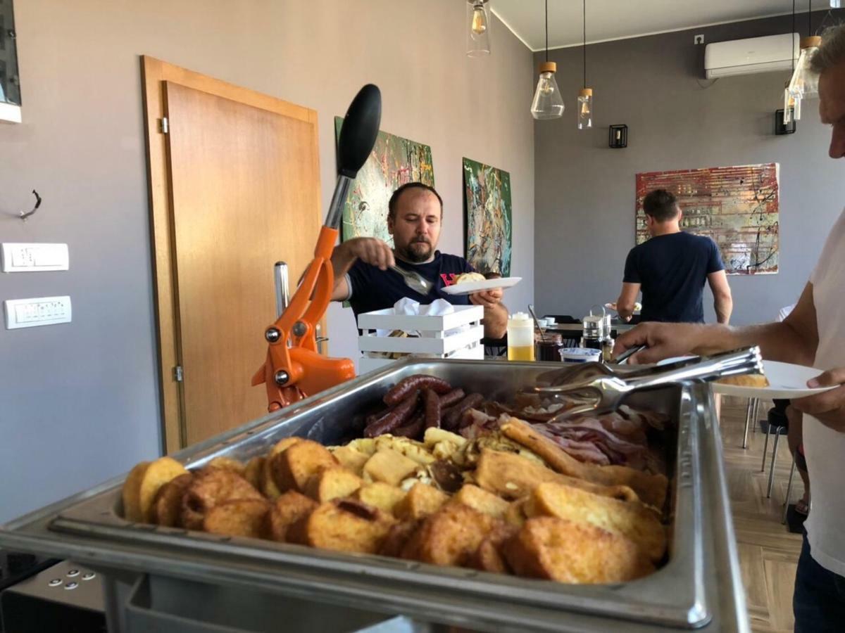 Garni Ideal Nagybecskerek Kültér fotó